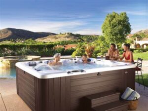 Is Buying A Pre-Owned Hot Tub A Good Idea?